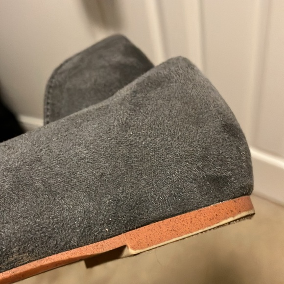 Mossimo flats - Picture 8 of 10